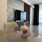 Obala アパート *